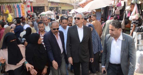 محافظ الغربية يزور المسجد الأحمدى ويطمئن على توافر كافة سبل الراحة للمواطنين