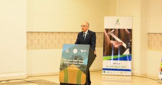 وزير الرى يشيد بمجلة نور وتأثيرها فى أوساط الأطفال 