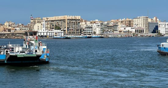 بورسعيد الجميلة تظهر فى مسلسل "برغم القانون".. إشادة واسعة بالأماكن التى تناولها المسلسل.. "المعدية" رحلة بحرية مجانية فى قناة السويس.. "الحمام" بميدان الشهداء يبعث رسالة سلام.. صور