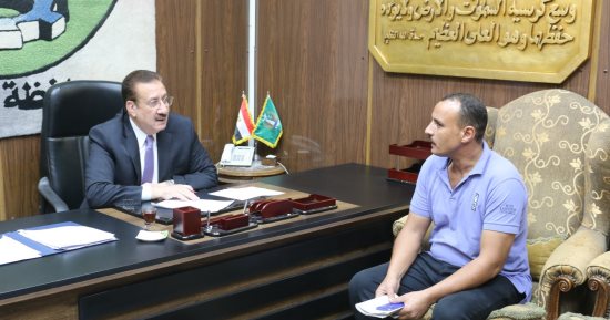 محافظ المنوفية يوجه المختصين بتطبيق روح القانون لحل شكاوى المواطنين   