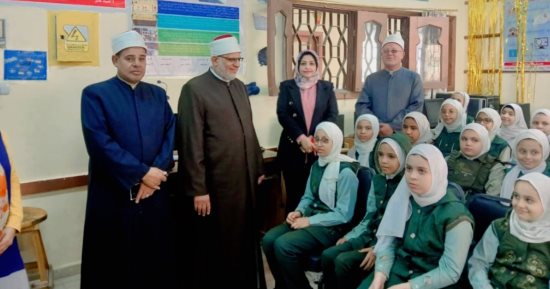 مبادرة بداية.. آثار الفيوم تقدم ندوات توعية لطلاب المدارس حول المناطق الأثرية