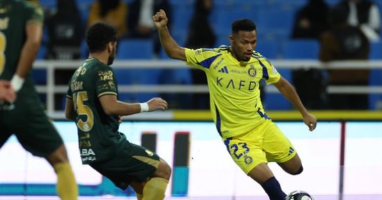 الخلود ضد النصر.. 4 أهداف في شوط أول مثير بالدوري السعودي "فيديو"