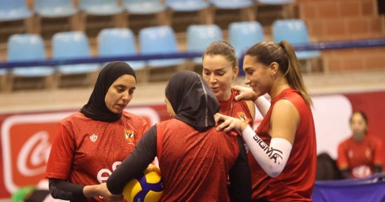 سيدات طائرة الأهلى يواجهن دلفى فى بطولة الدورى