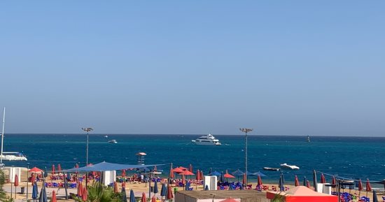 رواج سياحى على الجزر البحرية ومناطق السنوركلنج بالبحر الأحمر.. فيديو