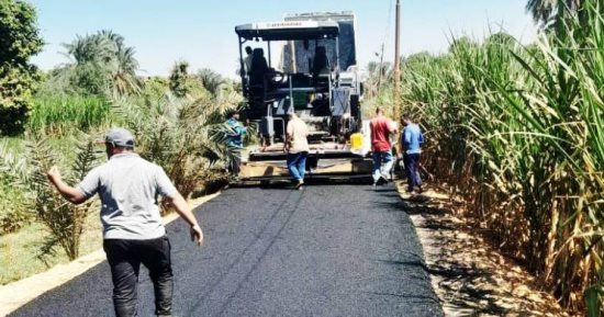 حياة كريمة.. تعرف على جهود مشروعات الصرف بقريتى الكلح والرمادى فى أسوان