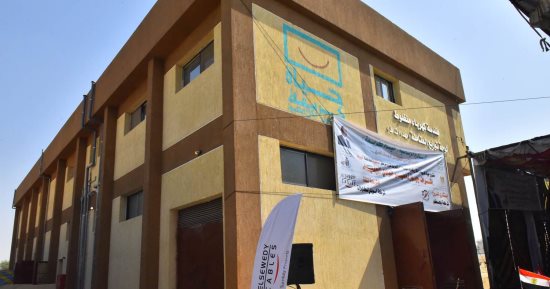 تشغيل تجريبي للوحة توزيع كهرباء العتامنة فى أسيوط ضمن مشروعات "حياة كريمة"