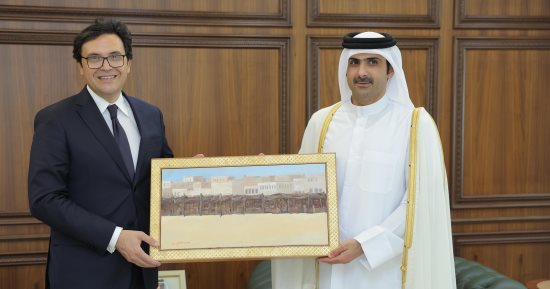 وزير الثقافة المصري يلتقي نظيره القطري ورئيس مجلس أمناء “متاحف قطر”
