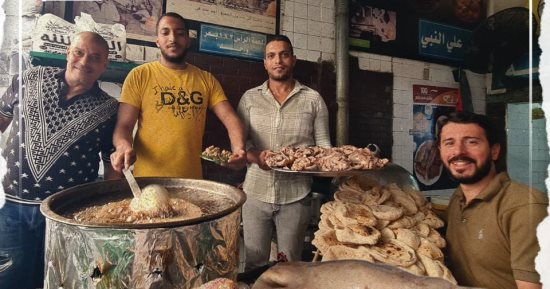 طعمها خيال وبتدفى فى الشتا.. أغرب فطار المصريين بياكلوه على الريق