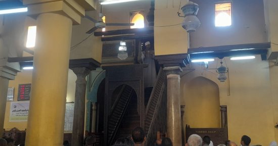 أزهر الصعيد يحتوى على أقدم منابر العالم الإسلامي.. خطبة الجمعة من المسجد العمري بقوص