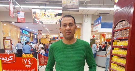2451 شادرا توفر سلعا مخفضة على مستوى الجمهورية بمبادرة كلنا واحد.. المواطنون لـ"اليوم السابع": نسب التخفيض تصل لـ50%.. ويشكرون الرئيس السيسى: خفف علينا الأعباء.. والسلع متوفرة بكميات كبيرة وعلى مدار الـ24 ساعة