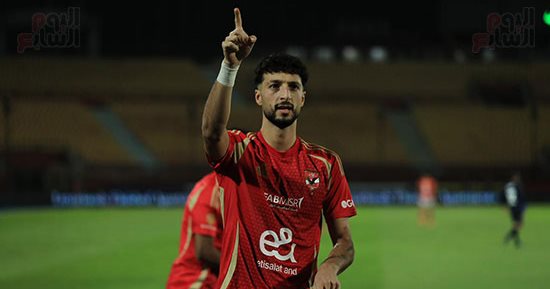 وسام أبو على رجل مباراة الأهلى وسيراميكا.. سجل هدفين وصنع هدفا ثالثا