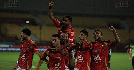 75 دقيقة.. الأهلى يدك سيراميكا بخماسية "صور