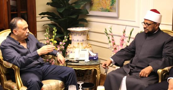 محافظ أسيوط يلتقى أمين عام مجمع البحوث الإسلامية لبحث سبل تكثيف العمل الدعوى