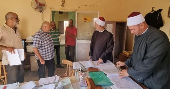 وكيل أوقاف الإسكندرية يُحيل مخالفات للتحقيق فى إدارتى وسط وشرق