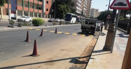 توفير مطبات بالمواصفات الفنية بكورنيش النيل بأسوان