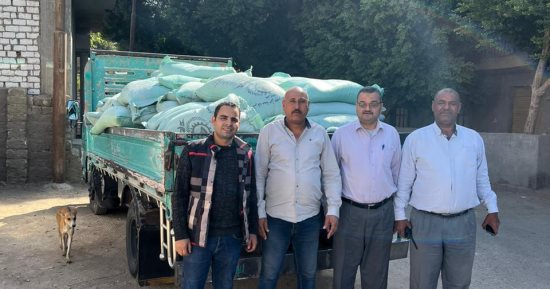 ضبط 12 طن دقيق بلدى مدعمة قبل بيعها فى السوق السوداء بالبدارى