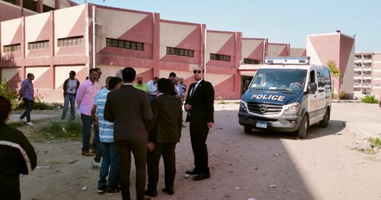 عرض طالبة بالبحيرة على الطب الشرعى بعد تعدى مدير مدرسة عليها بالضرب المبرح