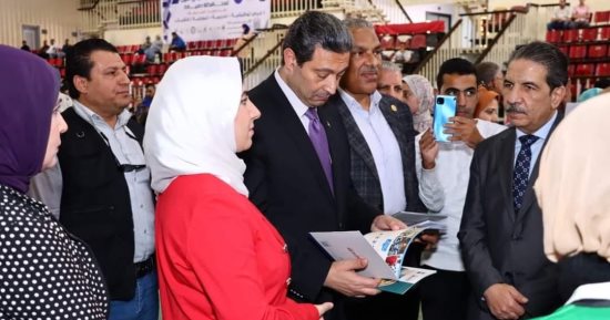 محافظ دمياط يفتتح الملتقى التوظيفى الأول ضمن مبادرة "بداية جديدة"