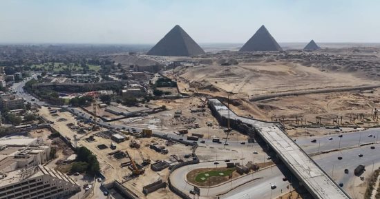آلاف العمال والمهندسين ينفذون المرحلة الأولى للخط الرابع للمترو الأنفاق.. فيديو