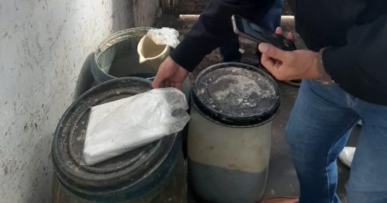 ضبط سلع مجهولة المصدر فى مخازن بأوسيم.. صور