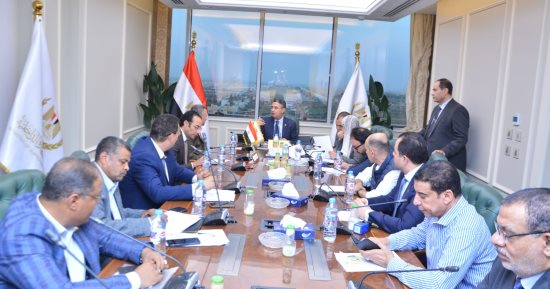 وزير التموين يلتقى بأعضاء مجلسى النواب والشيوخ لبحث طلبات المواطنين