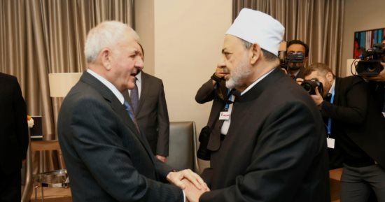 شيخ الأزهر يلتقى الرئيس العراقي ويؤكِّدان ضرورة وحدة الصف لوقف العدوان على غزة ولبنان