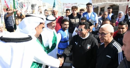 وزير الرياضة ومحافظ شمال سيناء يفتتحان ملعبا خماسيا جديدا بمدينة العريش