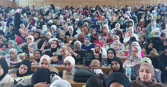 سلسلة ندوات تثقيفية وأنشطة متنوعة بجامعة دمنهور ضمن مبادرة بداية