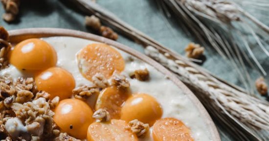 طريقة عمل الأرز بالمكسرات والفاكهة.. طبق شهي وغني بالنكهات
