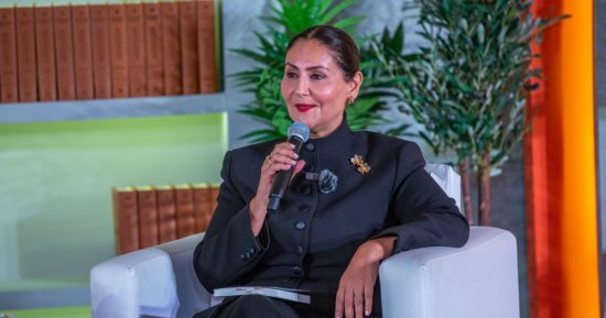صدر حديثًا.. "شغف أزرق" ديوان يضم قصائد من الذكريات والحنين