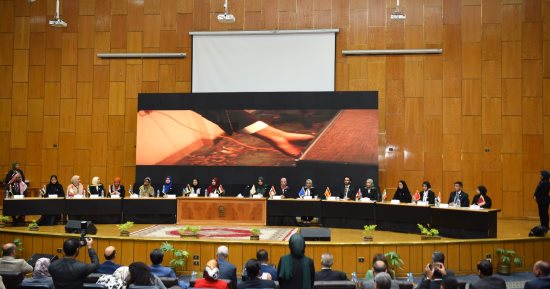 وزير الأوقاف وسفير أندونيسيا يفتتحان محاكاة منظمة التعاون الإسلامي MOIC.. فيديو