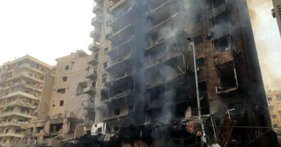 العالم هذا الصباح.. إسرائيل تقصف حي البسطة وسط بيروت بقنابل خارقة للتحصينات.. الاحتلال يمنع وصول المساعدات الإنسانية لغزة.. ترامب يختار "سكوت بيسنت" وزيرا للخزانة وميلانيا تكشف عن أول تعيين لمكتب السيدة الأولى