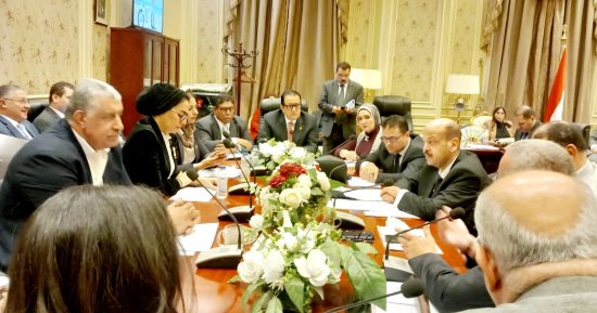 لجنة النقل بـ"النواب" توافق على تعديل مشروع قانون تسجيل السفن التجارية