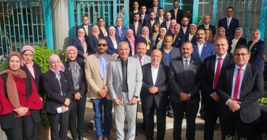 نقيب المرافق ورئيس اتحاد عمال تركيا يزوران مركز إعداد القادة بالقابضة للكهرباء