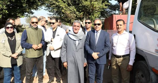 "بلطى ومبروك".. الشرقية تستقبل 6 ملايين زريعة بلطى نيلى.."جهاز البحيرات": المحافظة بها أكبر 3 مصائد بطول 450 كيلو ونسعى لزيادة المخزون السمكى.. شيخ الصيادين: المشروع أعطى للصياد قبلة الحياة وتوفير فرص عمل.. صور