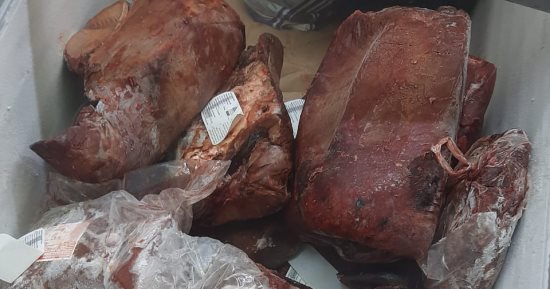 ضبط 3 أطنان كبدة غير صالحة للاستهلاك داخل إحدى الثلاجات فى الإسكندرية