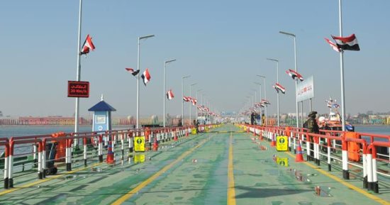 كوبري النصر العائم .. أحد أهم المشروعات لربط ضفتي قناة السويس في بورسعيد..صور