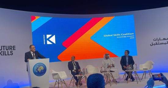 وفد اللجنة الوطنية المصرية للتربية والعلوم والثقافة يشارك فى قمة المعرفة 2024 بدبى