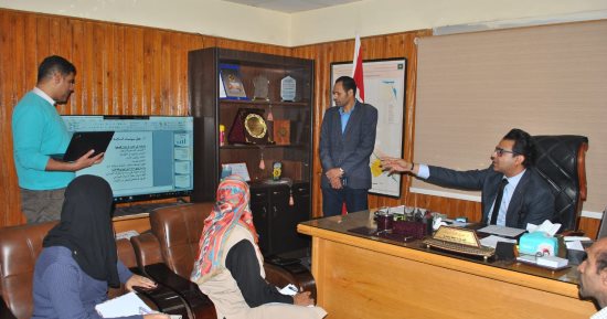وكيل صحة سوهاج يعقد اجتماعا لمراجعة تجهيزات وحدة أم دومة