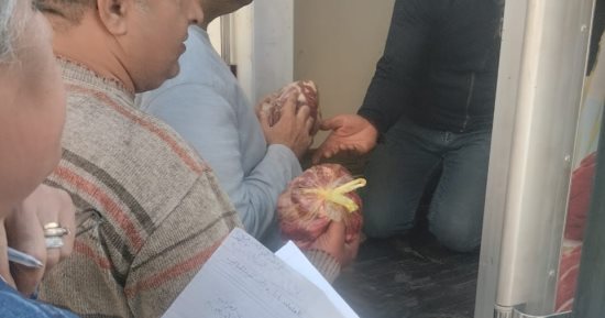 رئيس مركز أسيوط يفتتح منفذ بيع للحلوم البلدي بأسعار مخفضة بمجمع المصالح
