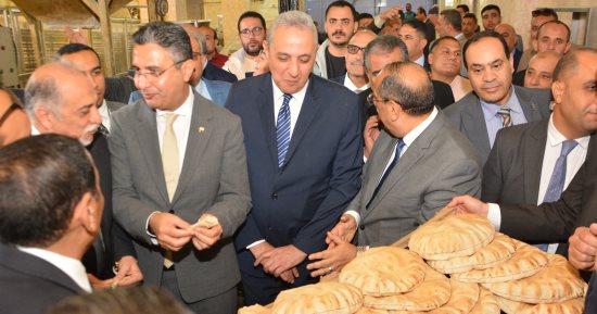 وزير التموين: تعزيز قدرات المخابز لتوفير رغيف الخبز المدعم بجودة عالية