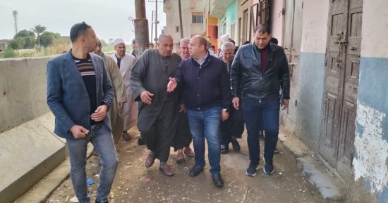 نائب محافظ الجيزة يشدد على رفع مستوى النظافة بقرية البليدة