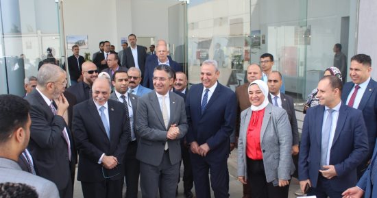 تنفيذا لتوجيهات القيادة السياسية.. وزير التموين يتابع أنشطة ومشروعات المنطقة التجارية فى طنطا باستثمارات تتجاوز الـ8 مليارات جنيه.. شريف فاروق يطمئن المواطنين: جميع السلع الأساسية متوفرة.. صور