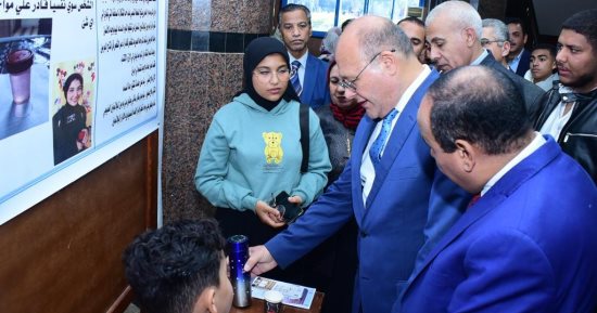 رئيس جامعة سوهاج يتفقد 53 اختراعا بمعرض المؤتمر الدولى الرابع للابتكار