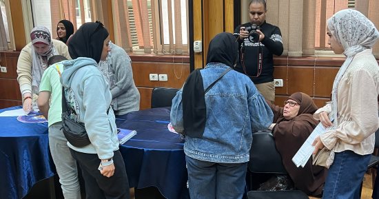 إقبال الطلاب على التصويت بانتخابات الاتحادات بكلية دار العلوم جامعة القاهرة