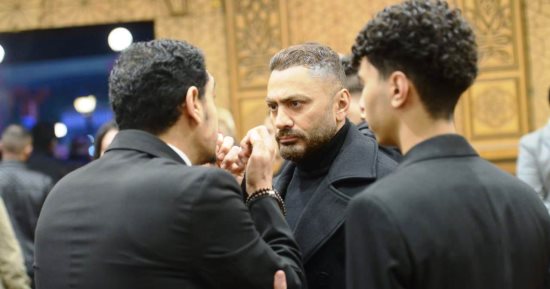 تامر حسني يواسي أسرة الموسيقار الراحل محمد رحيم