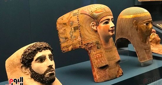 أبرز القطع المعروضة للجمهور الصينى بمعرض "قمة الهرم حضارة مصر القديمة".. صور