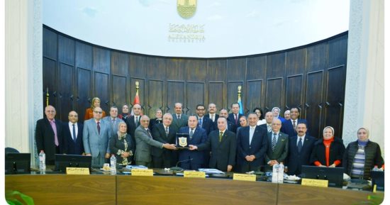 جامعة الإسكندرية توافق على إنشاء فرع بأبو ظبى
