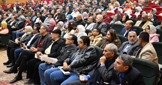 مؤتمر أدباء مصر يثمن قرارات الدولة لدعم الشعب الفلسطيني.. في ختام فعالياته 