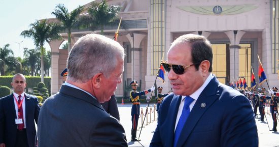 الرئيس السيسى وعاهل الأردن يرحبان بوقف إطلاق النار فى لبنان ويبحثان التطورات فى الأراضى الفلسطينية